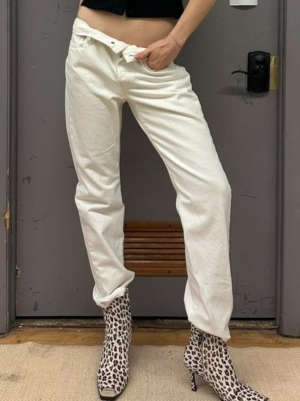 Levi’s 501 white jeans straight leg
